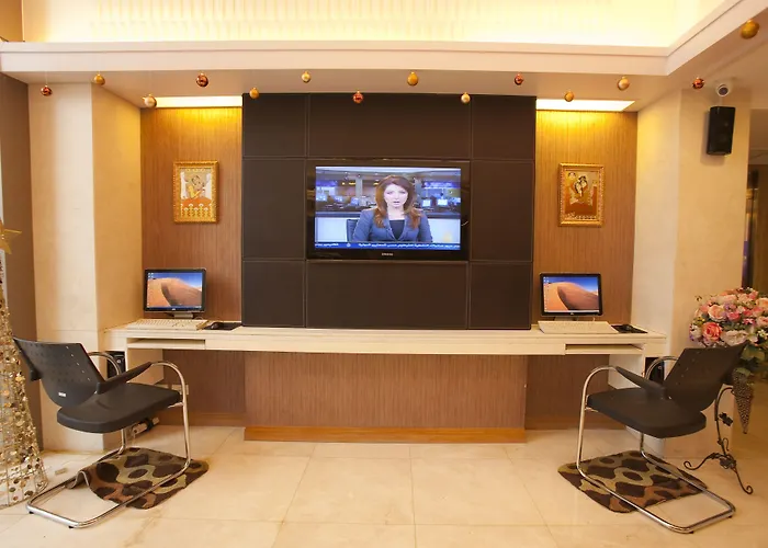Prestige Nana Hotel