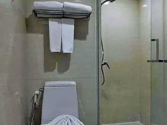 Hotel Prestige Nana Bangkok