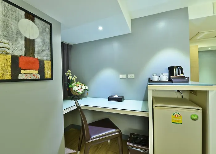 Prestige Nana Hotel 3*